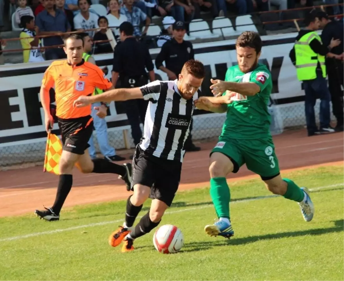 Efe, Sürpriz Peşinde