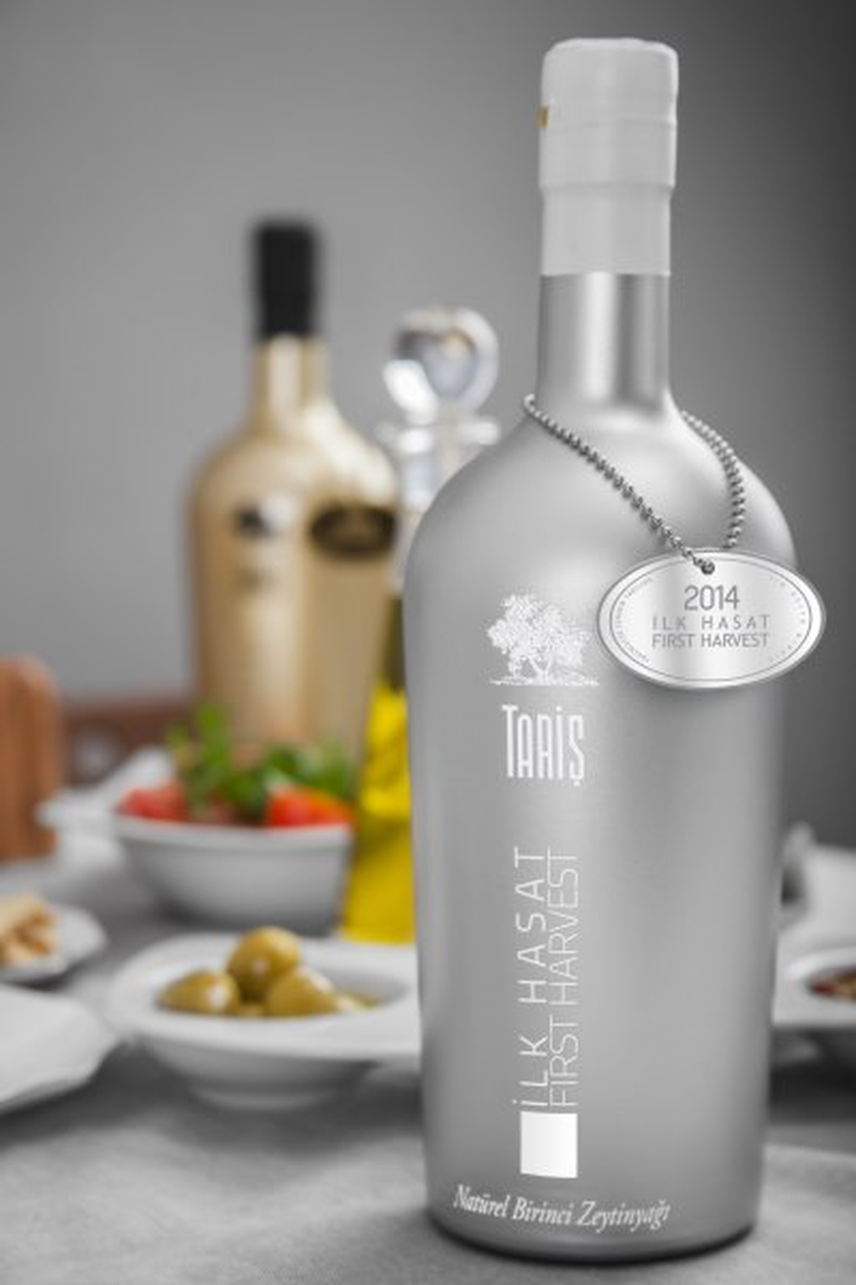 Ege\'nin Şifalı Lezzeti Gümüş Şişelerde