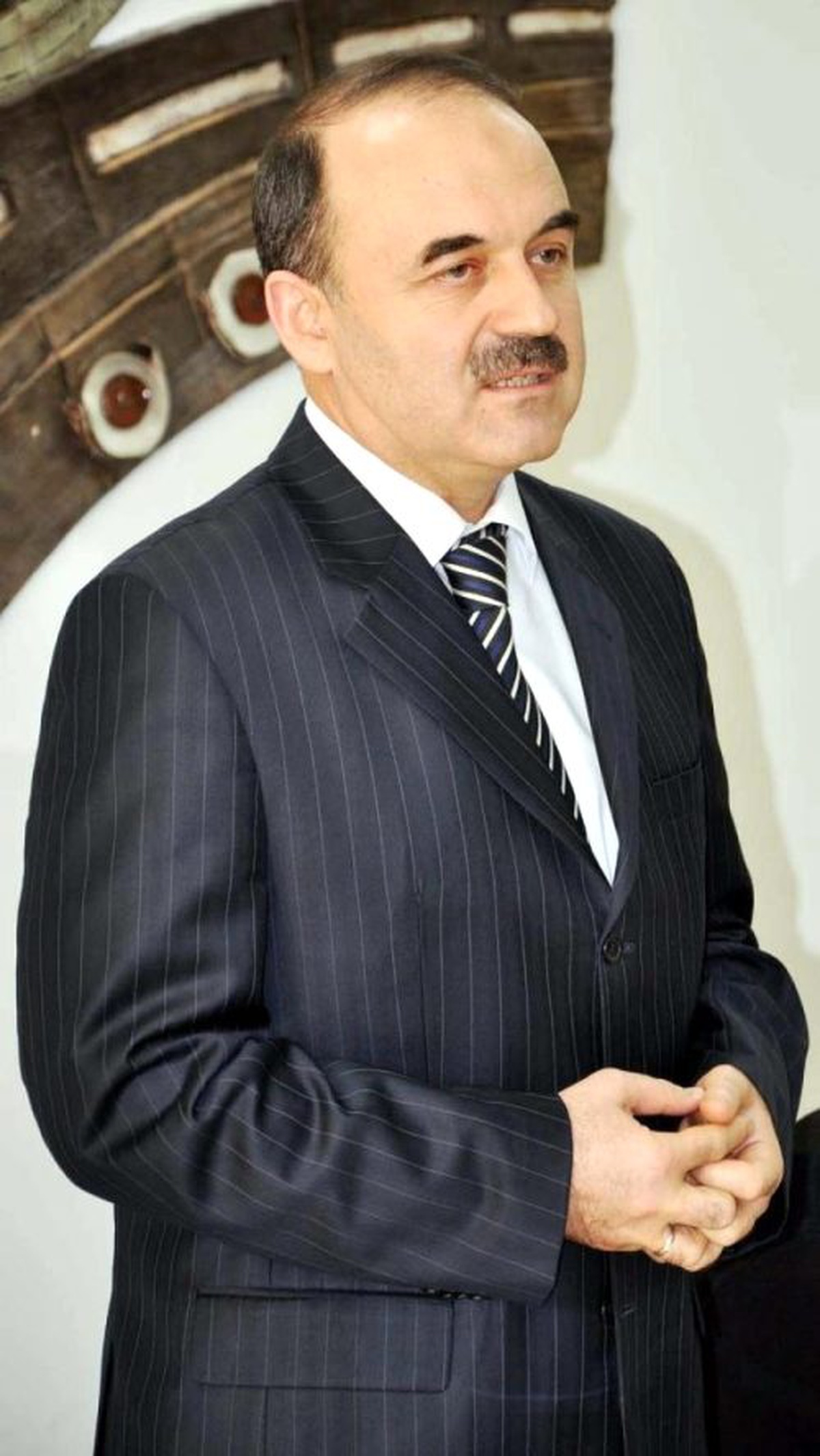 Vali Erol, Genç Mehir\'e Konuk Oldu