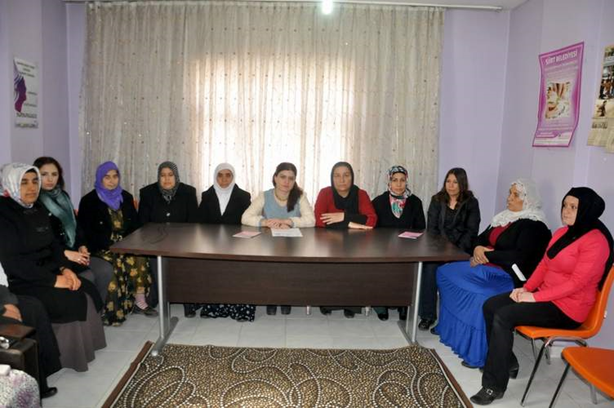 Kadınlar 8 Martta Hazırlanıyor