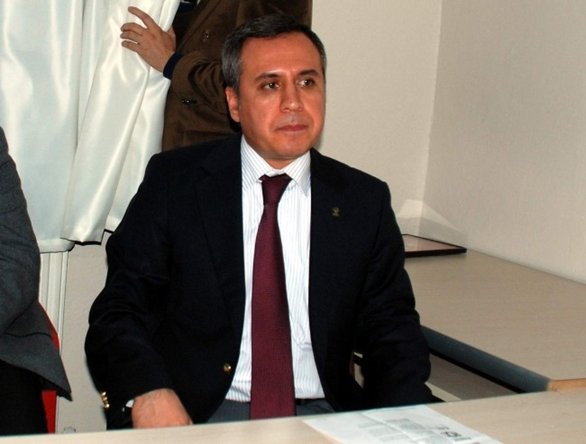 Kahta\'da AK Parti İlçe Yönetim Kurulu Oluşturuldu