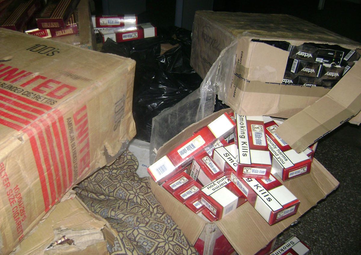 Kars\'ta 2 Bin Paket Kaçak Sigara Ele Geçirildi