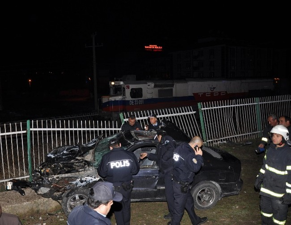 Kırıkkale\'de Trafik Kazası: 4 Yaralı