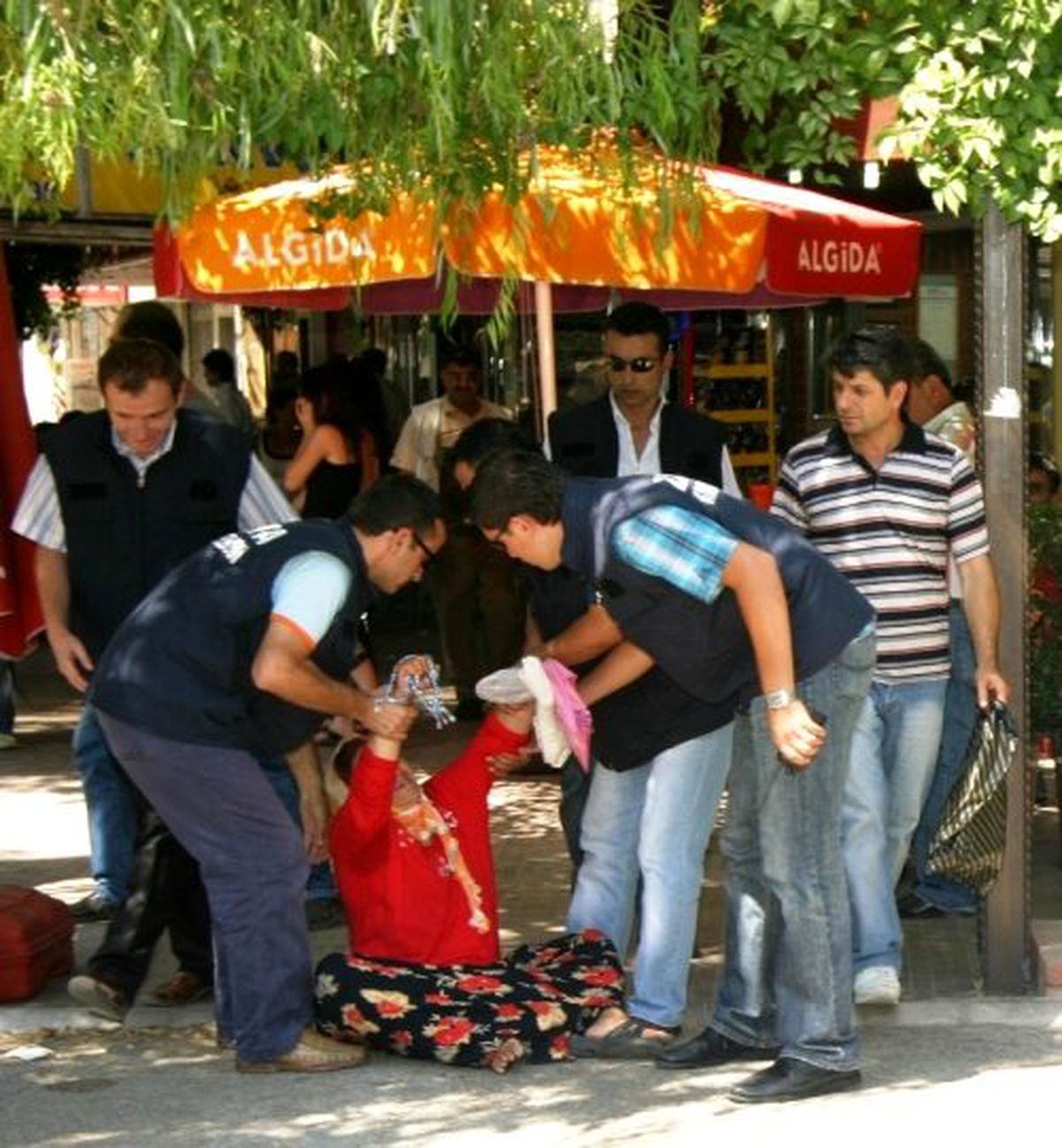 Eskişehir\'de Dilencilere Yönelik Operasyon