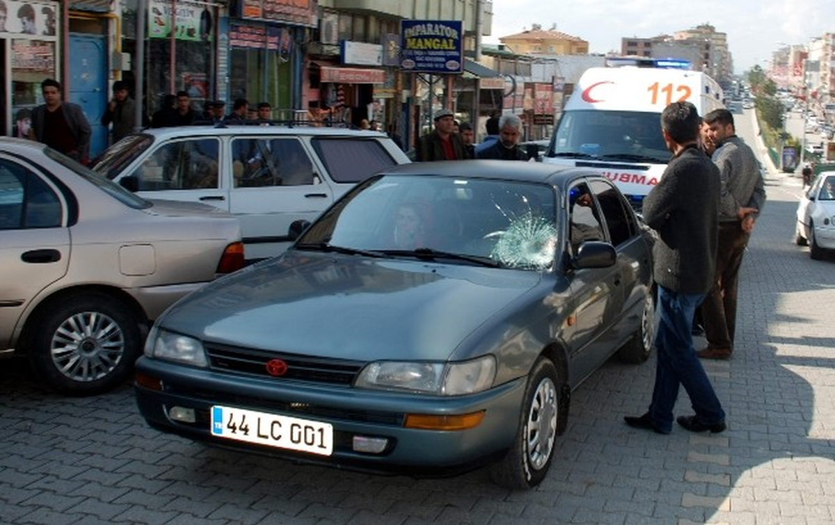 Otomobilin Çarptığı Yaya Yaralandı