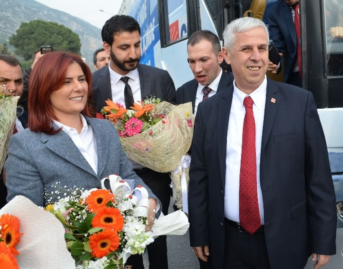 Özlem Çerçioğlu Söke\'de Tur Attı