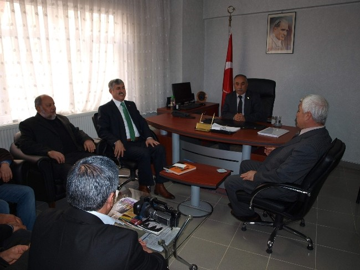 Polat: "Yeşilyurt\'un Büyümesi AK Parti ile Olur"