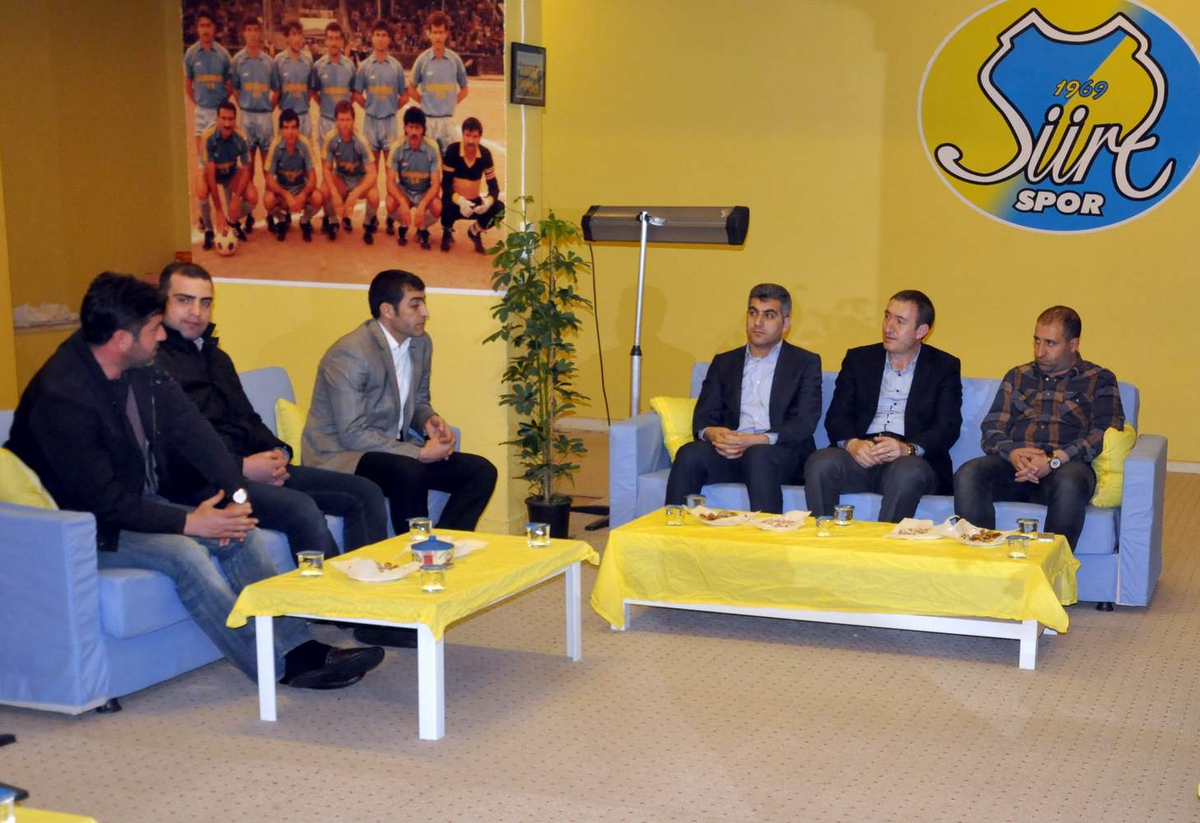 Siyasilerden Siirt Spor\'a Ziyaret