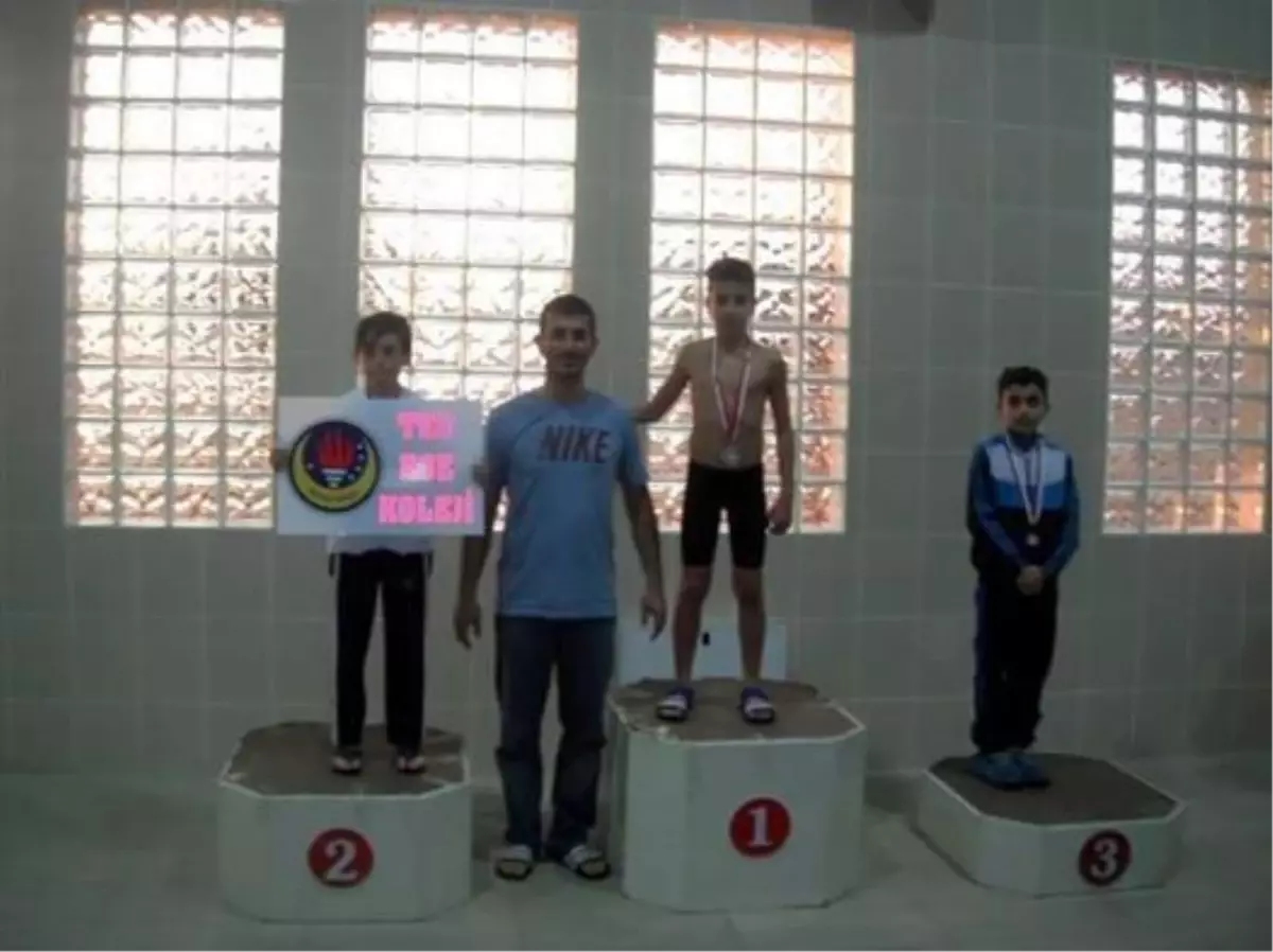 Sökeli Yüzücülerden Büyük Başarı