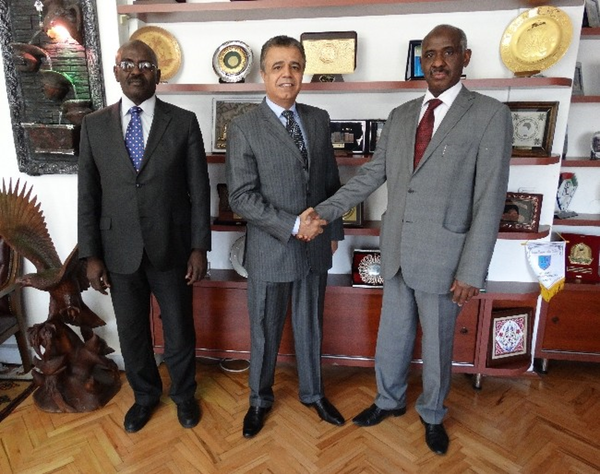 Sudan\'ın Ankara Büyükelçi Vekili Musa, Uluslararası Üniversiteler Konseyi Başkanı Azizoğlu\'nu...