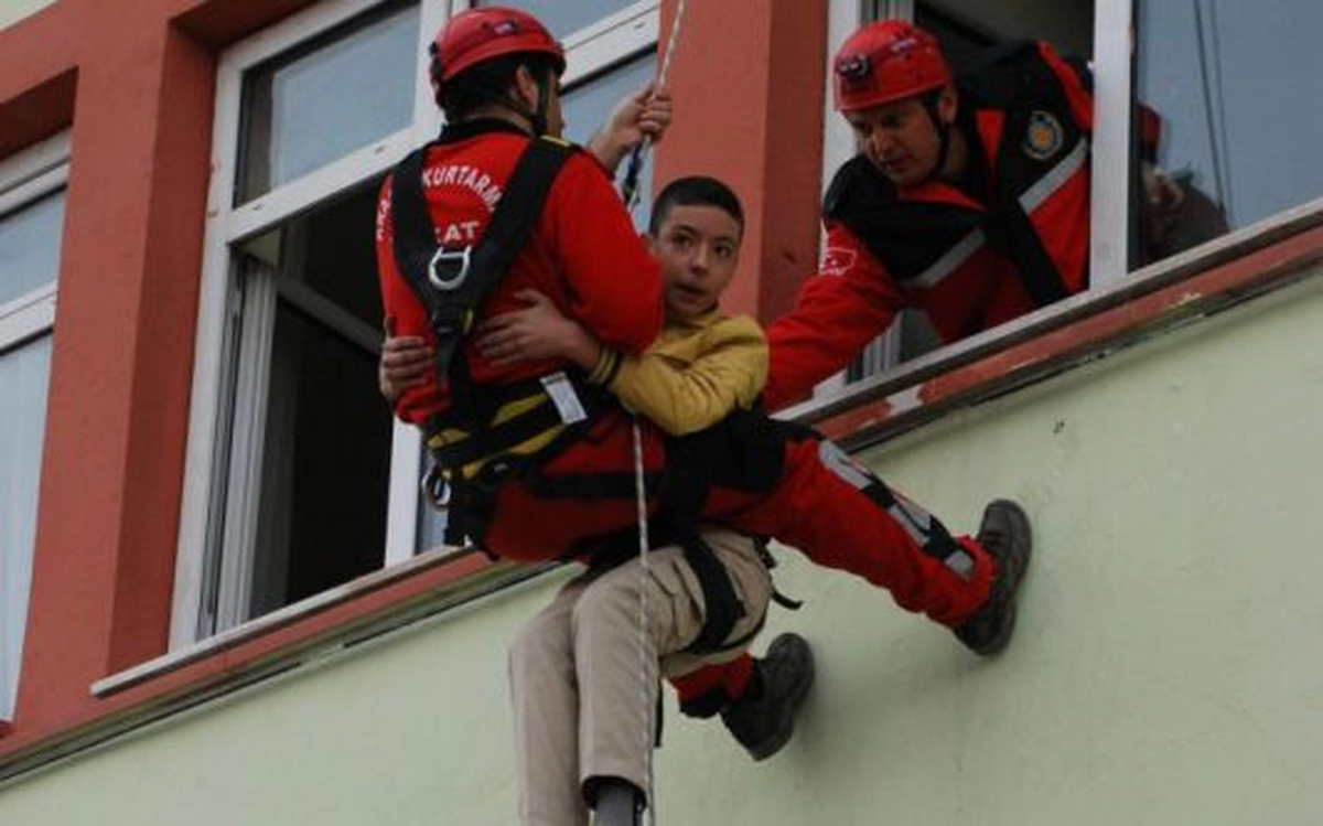 Tokat\'ta Deprem Tatbikatı