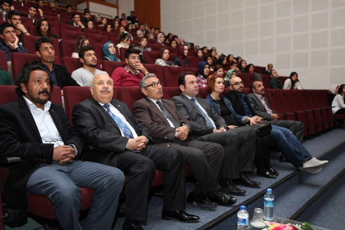 Üniversitede \'Selçuklularda Okçuluk\' Konulu Konferans