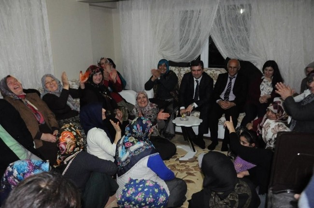 AK Parti Akçakoca\'da Ev Toplantılarına Hız Verdi