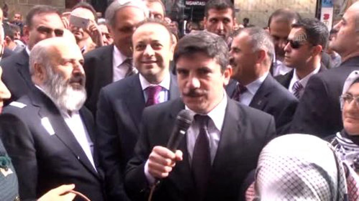 Siirt\'te Kadınlara Yönelik Seçim Bürosu Hizmete Girdi