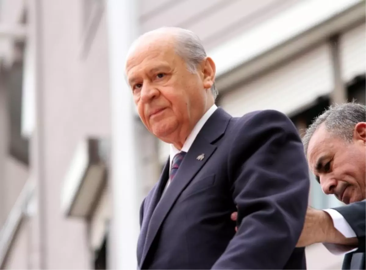 Devlet Bahçeli: İranlı Uşak Herkesi Tehdit Ediyor