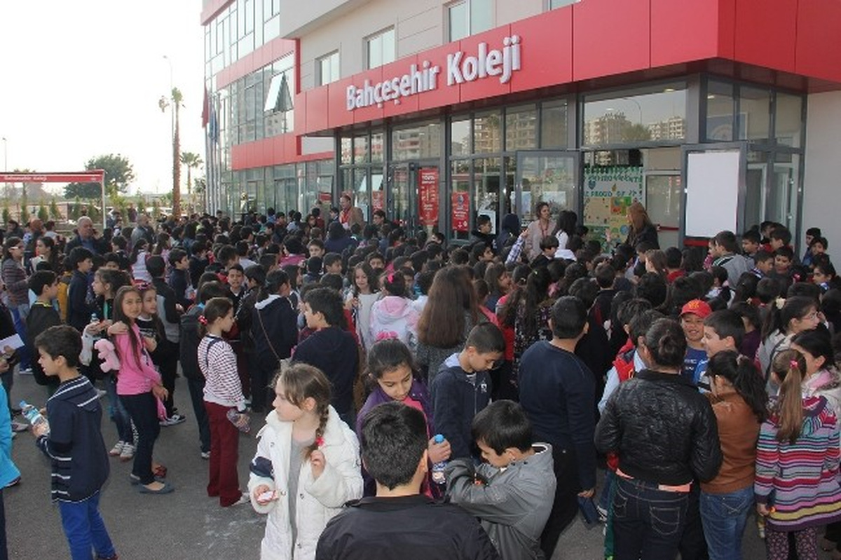 Bahçeşehir Koleji\'nde Sınav Heyecanı