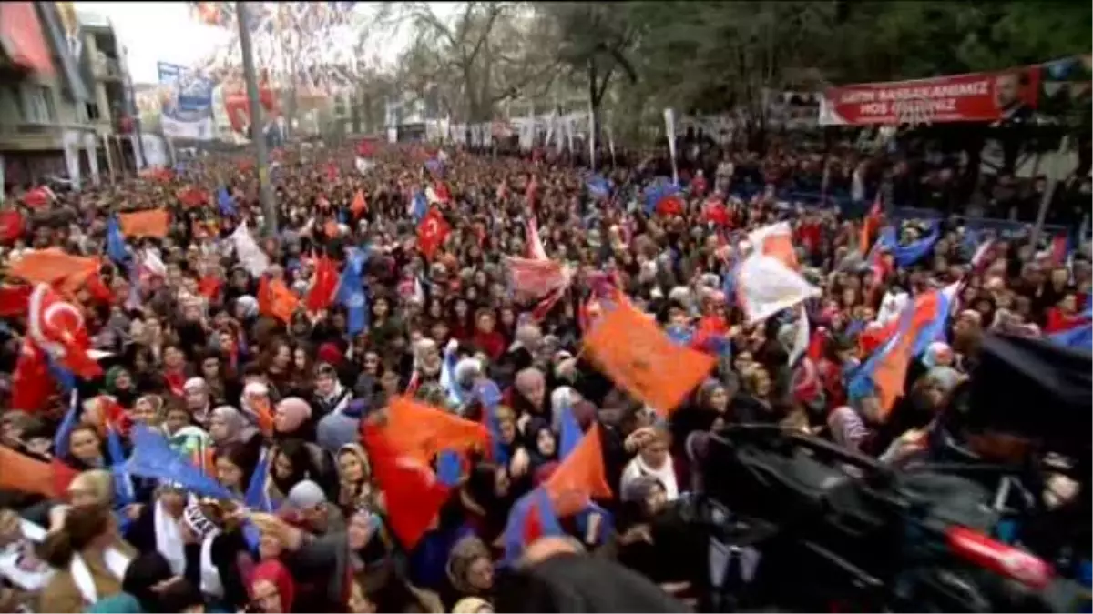 Başbakan Erdoğan: "Terör meselesini çözüm yoluna koyduğumuz için bize saldırıyorlar -