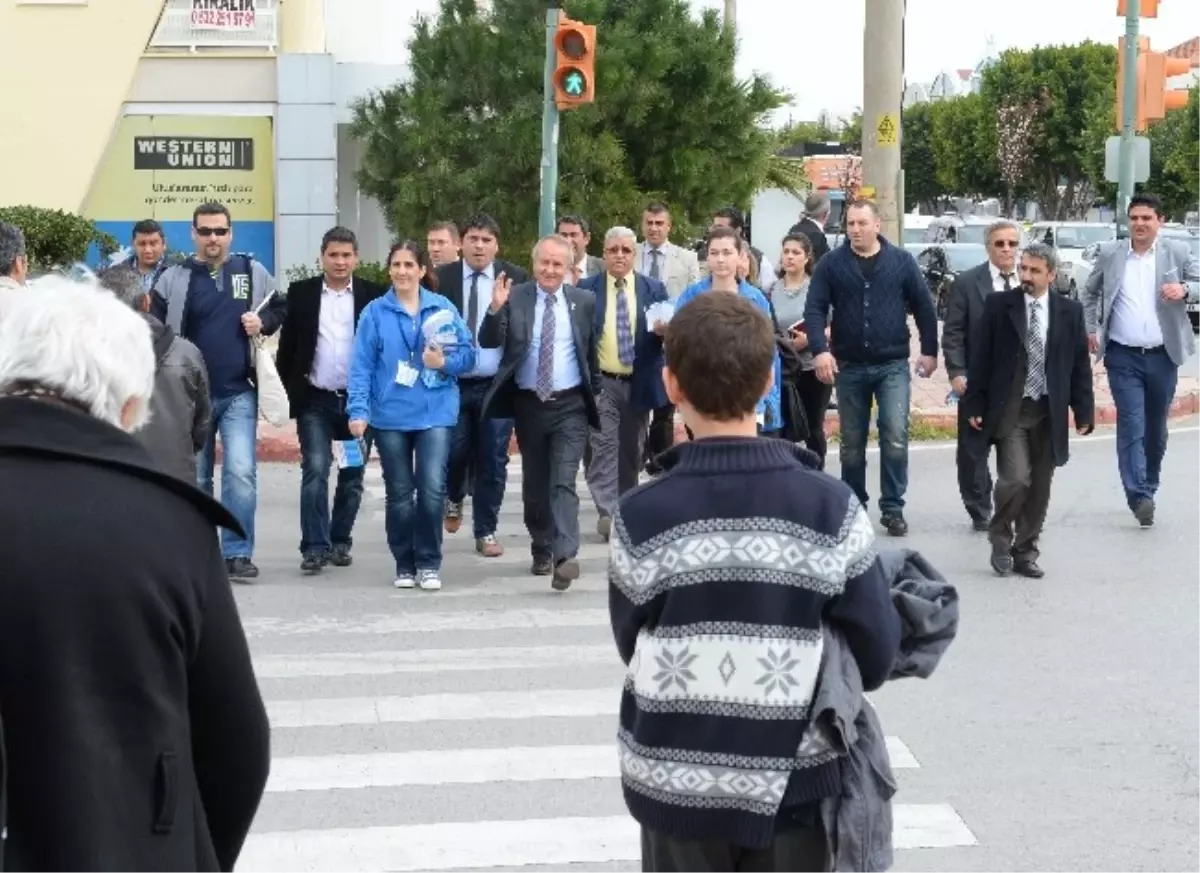 Başkan Evcilmen Mahalle Ziyaretlerine Devam Ediyor