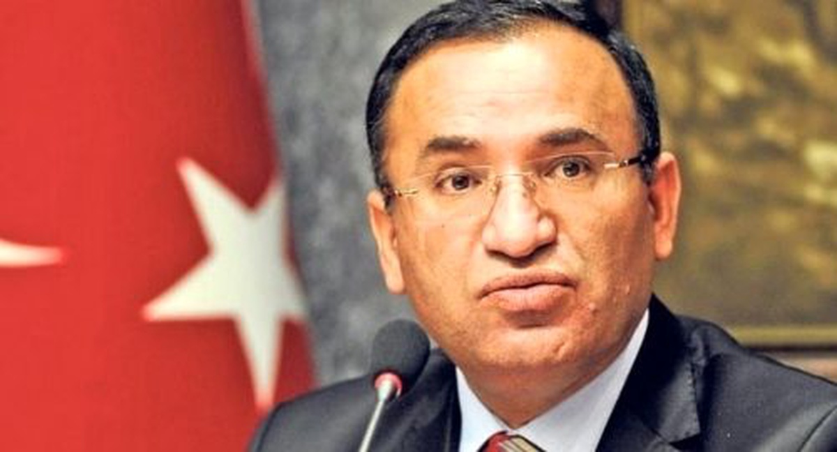 Bozdağ : Bu Gensorunun Her Tarafı Lime Lime Dökülmektedir