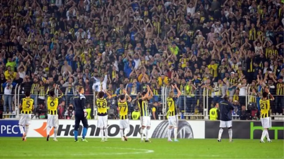 Fenerbahçe\'nin Kadıköy\'deki Yenilmezliği Sürüyor