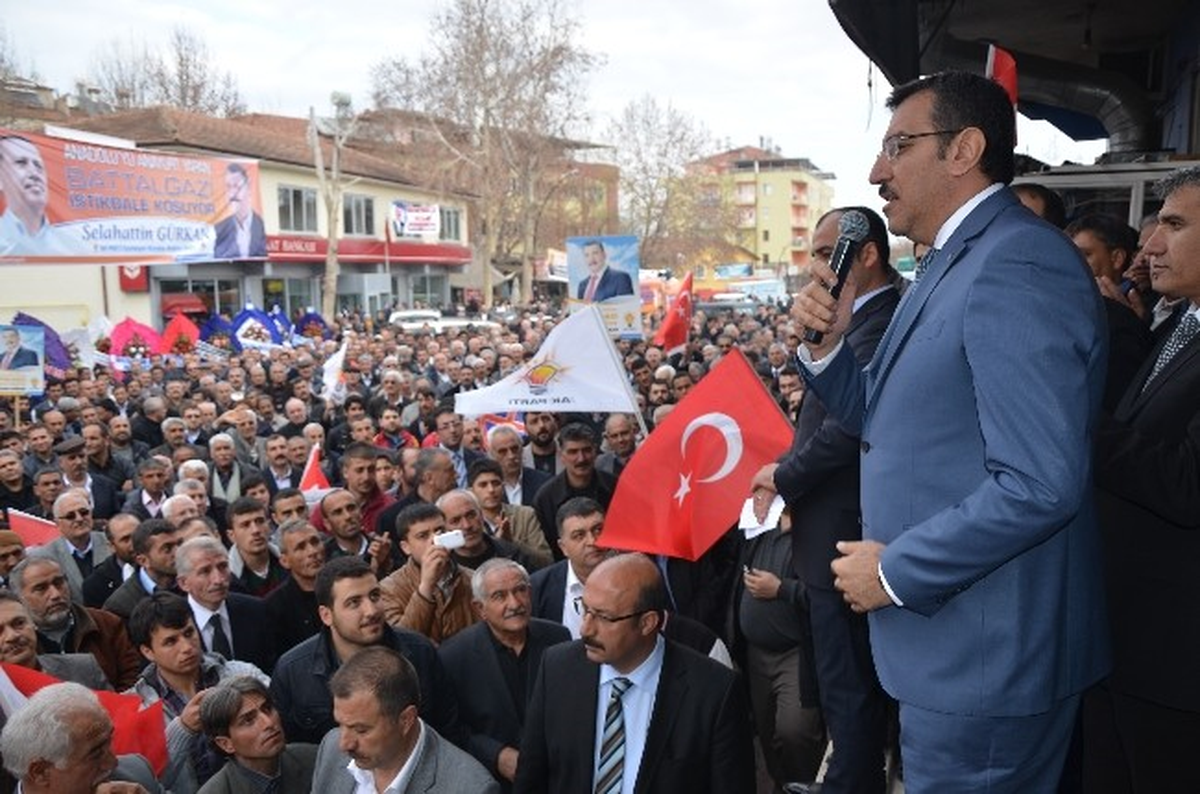 Gürkan, Seçim Bürosunu Açtı