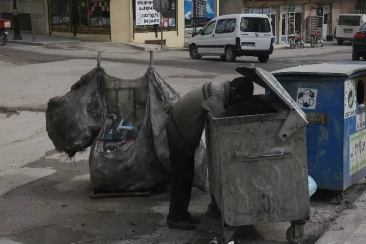 Kilis\'te Hurda Toplayan Sayısında Artış