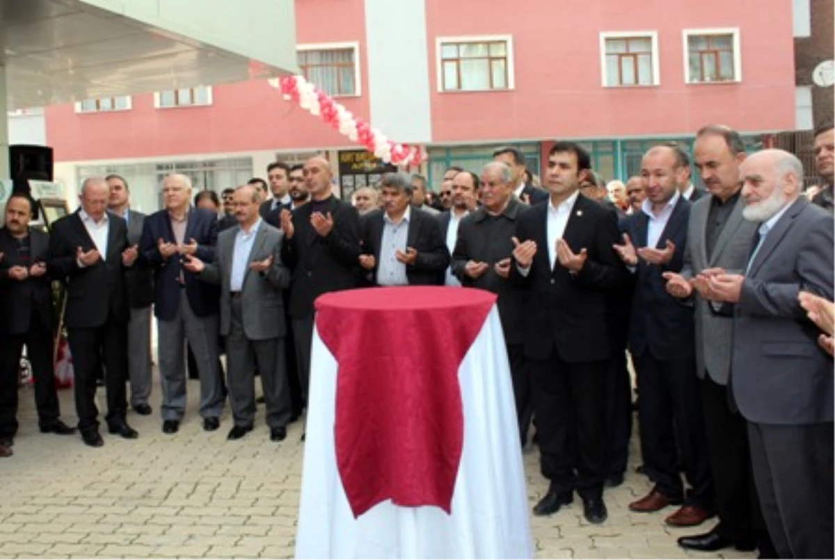 Konya\'da Yeni Akit\'in Bürosu Açıldı