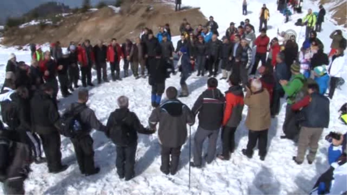 Rize\'de "Kaçkarlara Doğru" Kar Yürüyüşü Düzenlendi