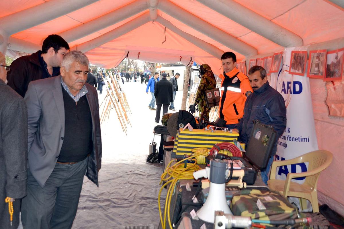 Sivil Savunma Tanıtım Atağında