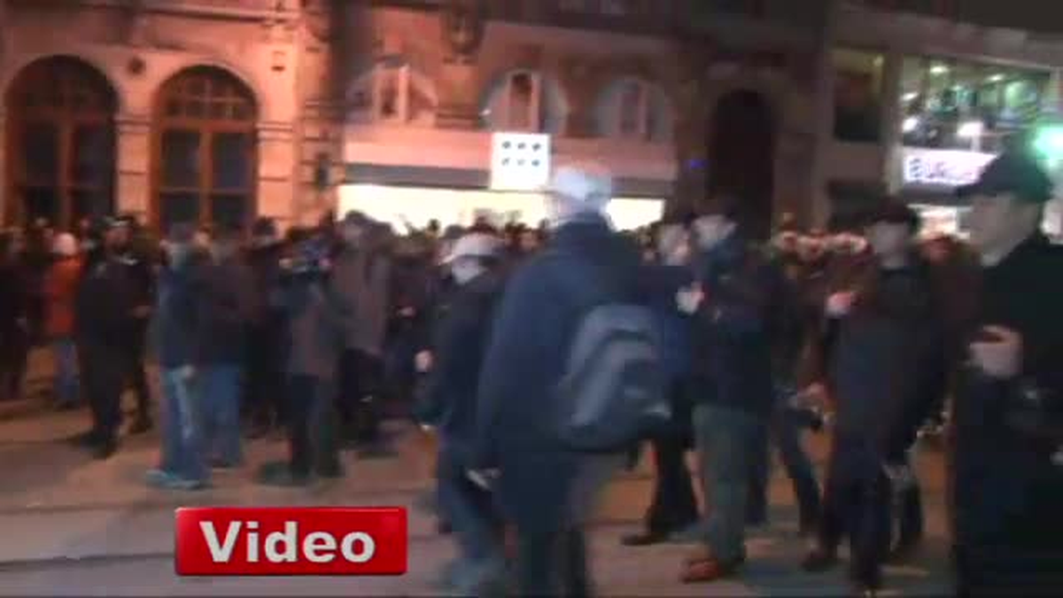 Taksim\'de Yasa Dışı Gösteriye Müdahale