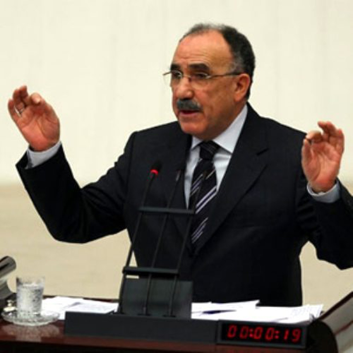 Başbakan Yardımcısı Atalay, Demokratikleşme Paketini Anlattı