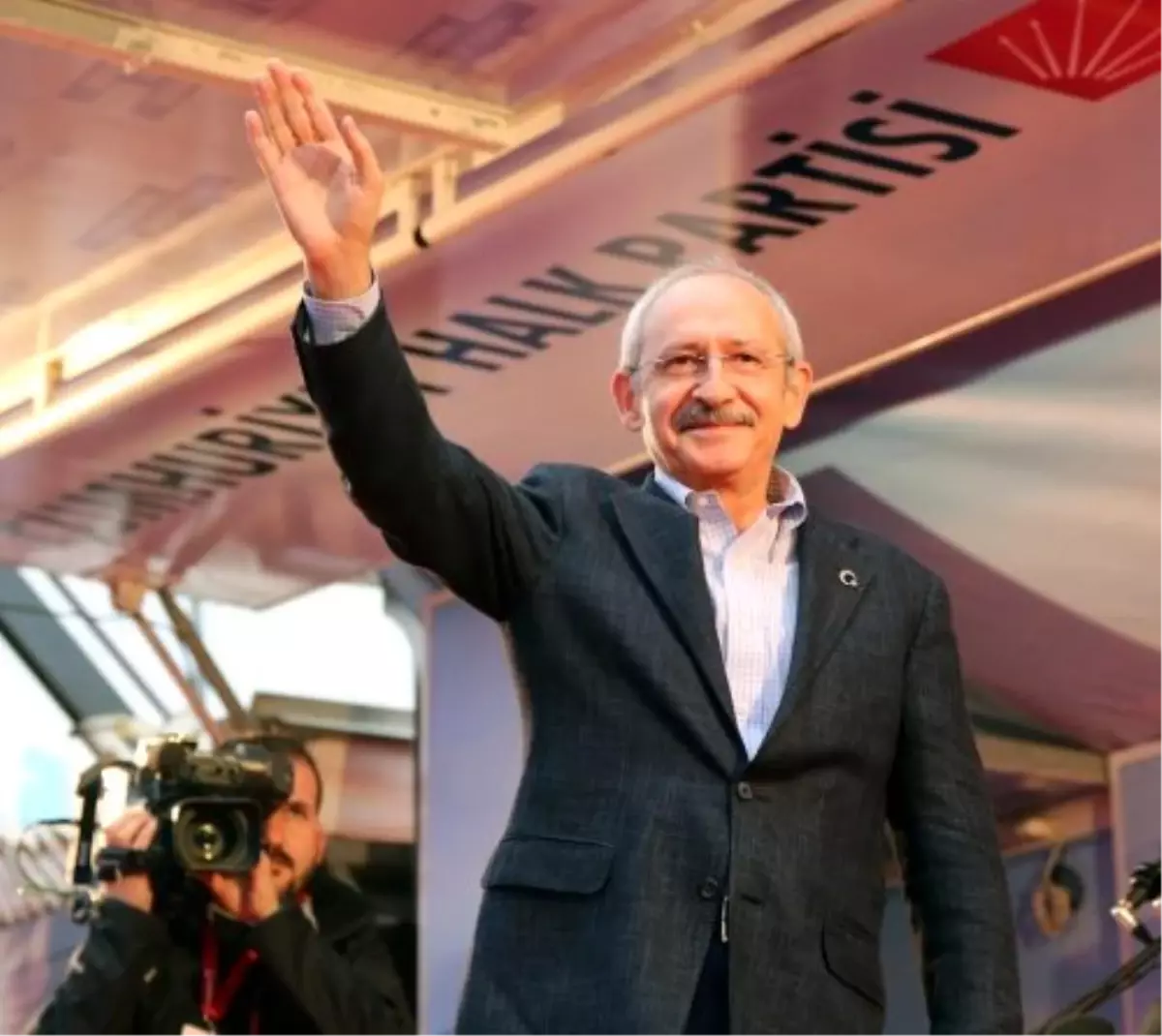 "Bunlara Oy Verirseniz İki Elim Yakanızda Olur"