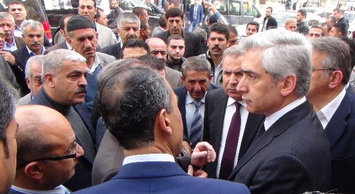 Ensarioğlu Silvan\'da Esnaf ve Vatandaşlarla Buluştu
