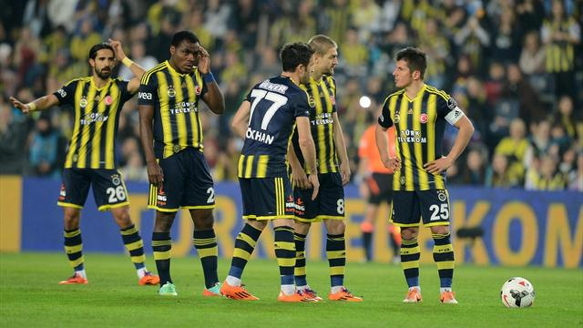 Fenerbahçe Farkı Açtı! İşte Puan Durumu ve Kalan Maçlar!