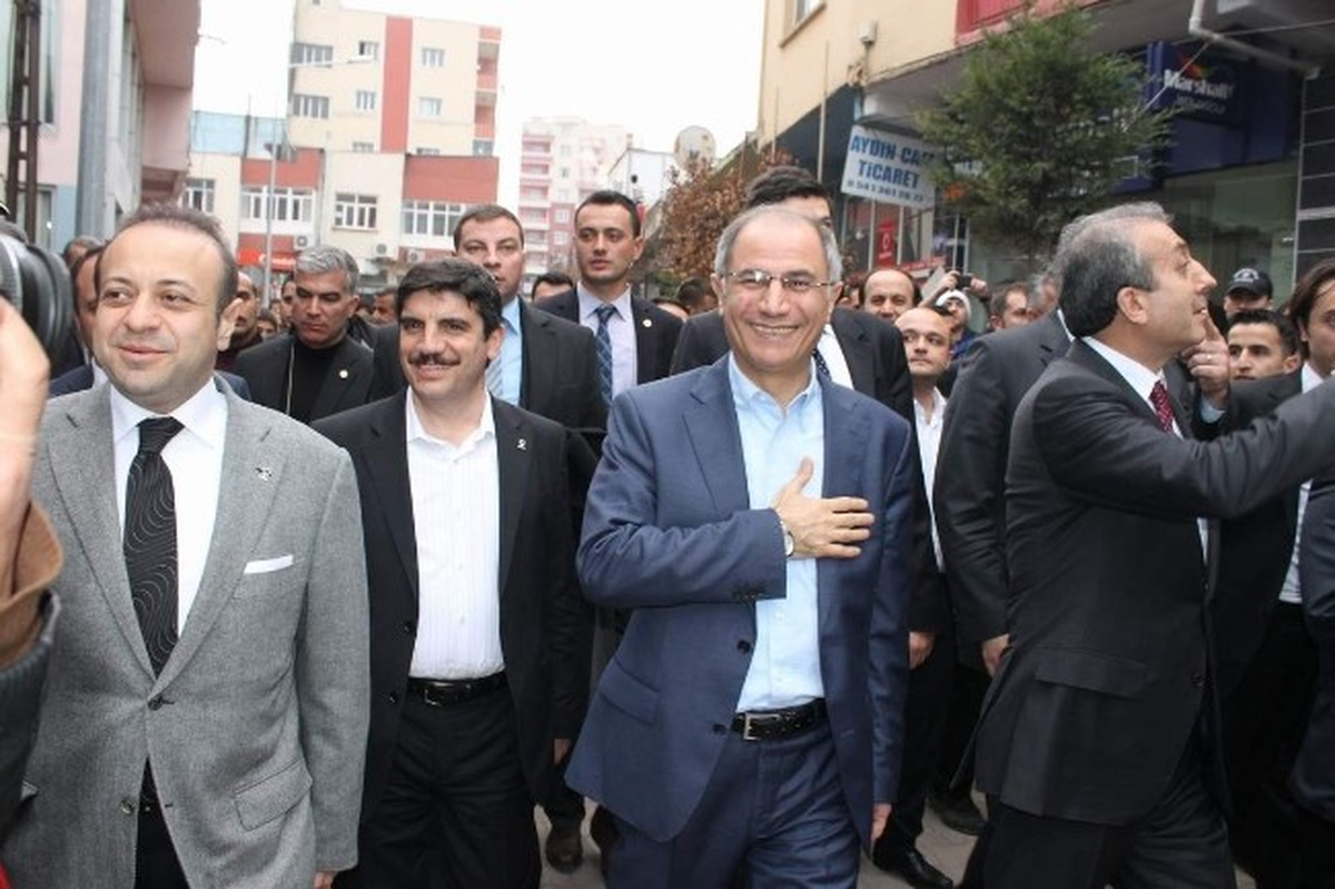 İçişleri Bakanı Efkan Ala: "İlk Saldırı MİT Üzerinden Çözüm Sürecine Yapıldı"