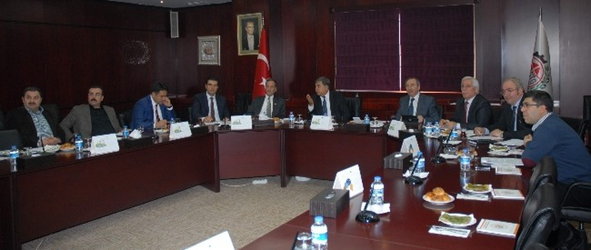 İnşaat Sektörünün Sorunları Gto\'da Tartışıldı