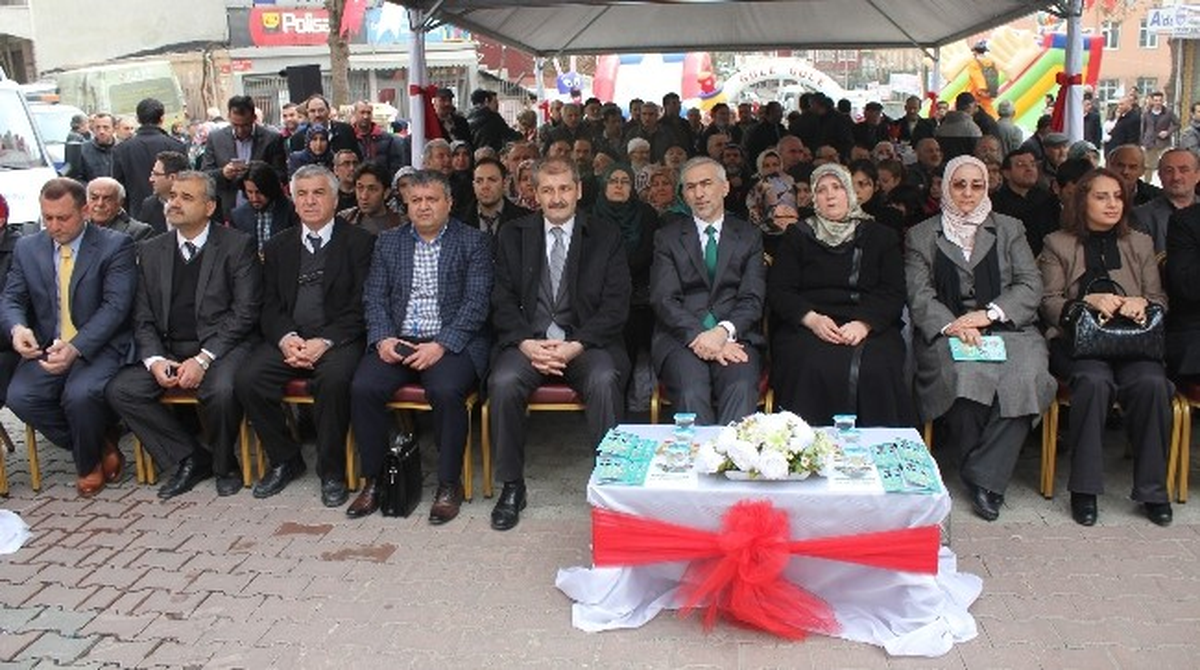 Kağıthane Çeliktepe\'de "Organik Pazar" Açıldı