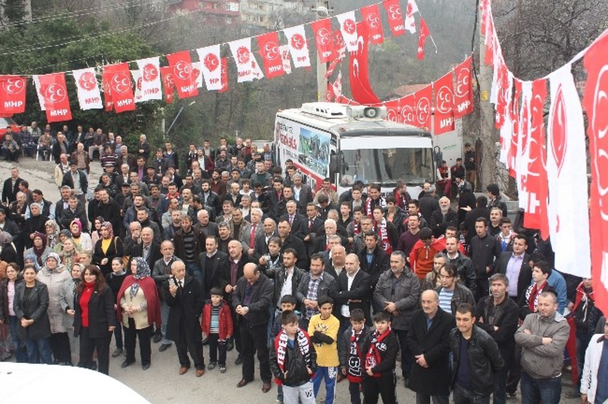 MHP\'li Gülay Tepebaşı Mahallesinde Vatandaşlarla Buluştu