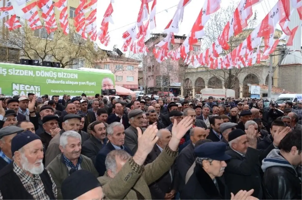 Necati Şahin\'e Dağ Yöresinde Yoğun İlgi