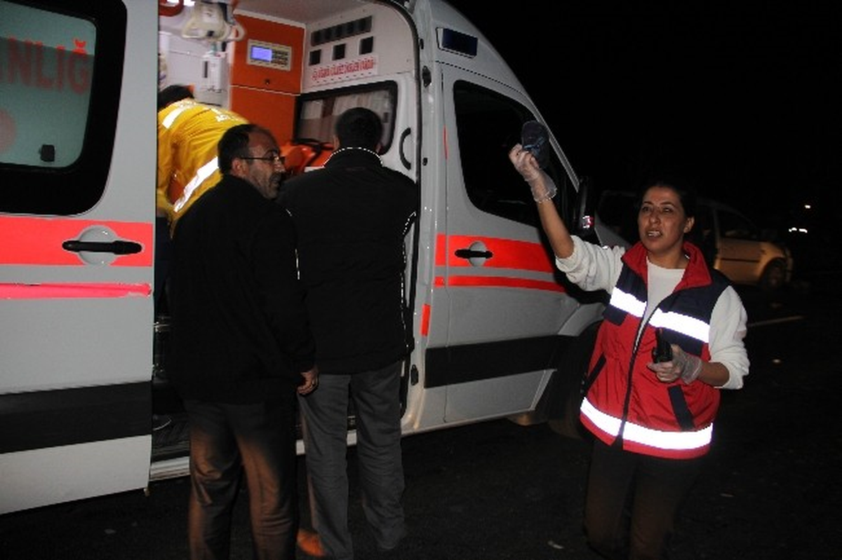 Şanlıurfa\'da Zincirleme Kaza: 2 Ölü, 8 Yaralı