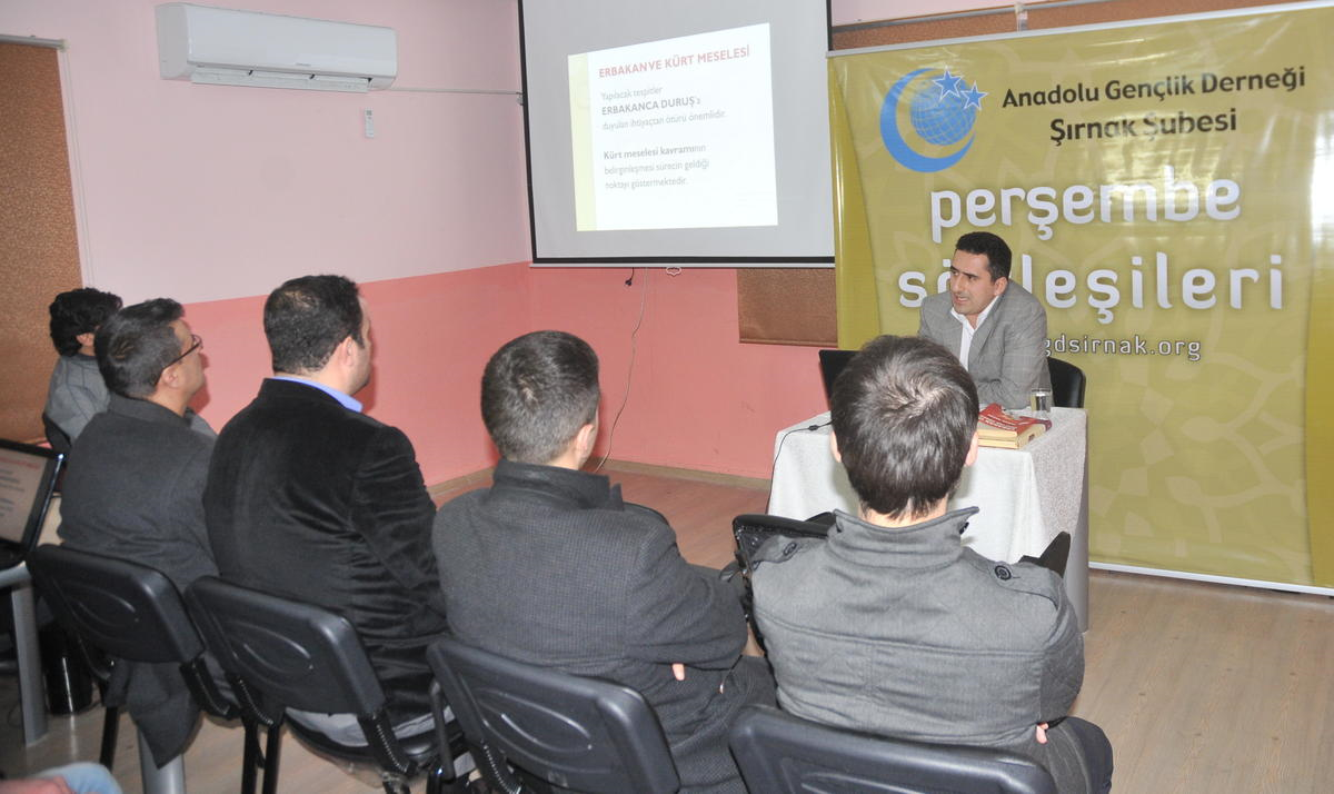 Şırnak\'ta "Erbakan ve Kürt Meselesi" Konferansı