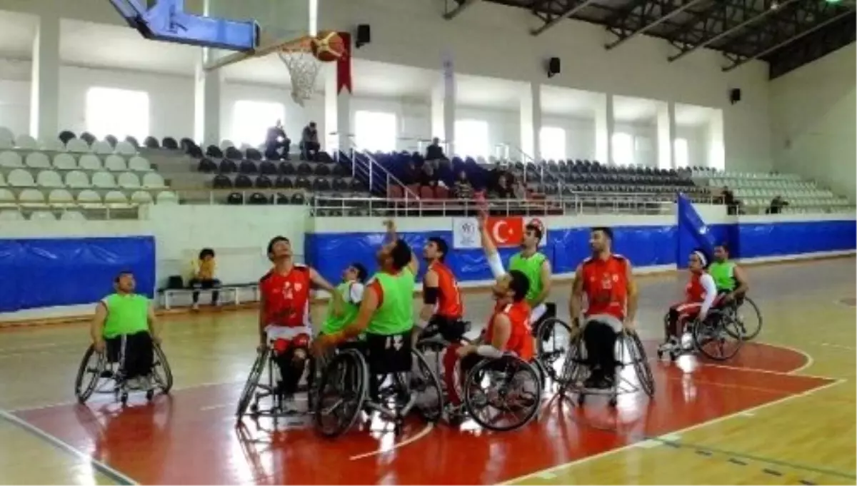 Basketbol: Tekerlekli Sandalye Bölgesel Ligi