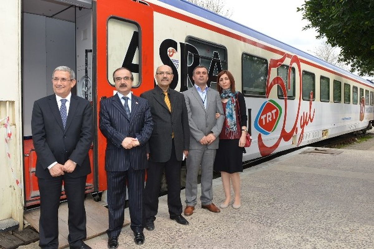 TRT Yayıncılık ve Tarih Müzesi Vagonu Adana\'da