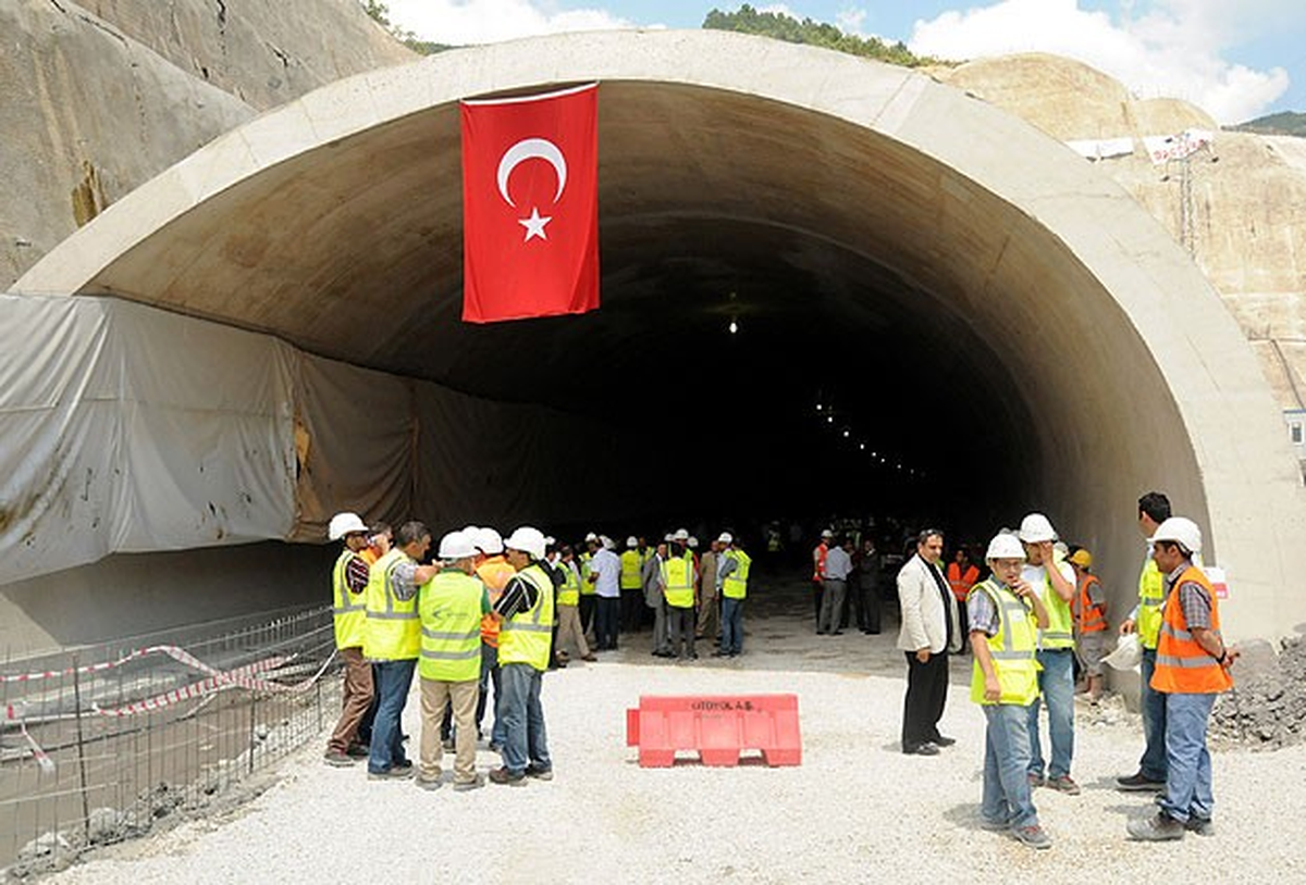 Türkiye\'nin En Uzun Tüneli Bugün Açılıyor