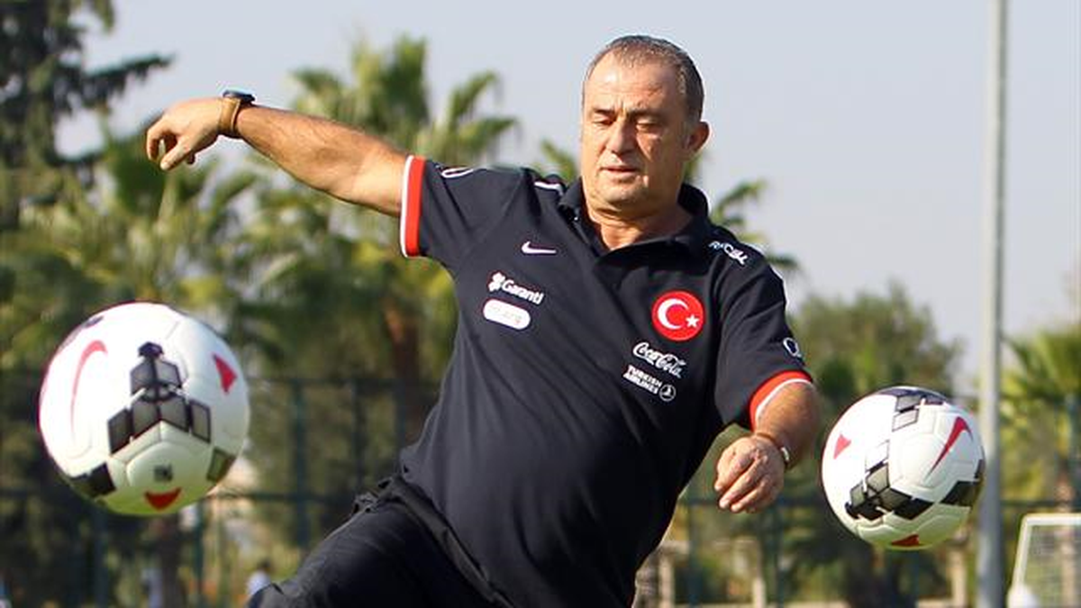 A Milli Futbol Takımı, İsveç maçı hazırlıklarına başladı -
