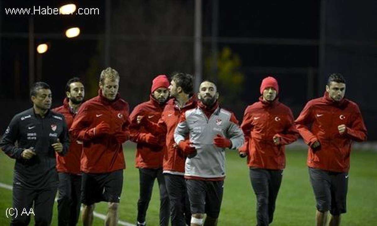 A Milli Futbol Takımı, İsveç Maçının Hazırlıklarına Başladı