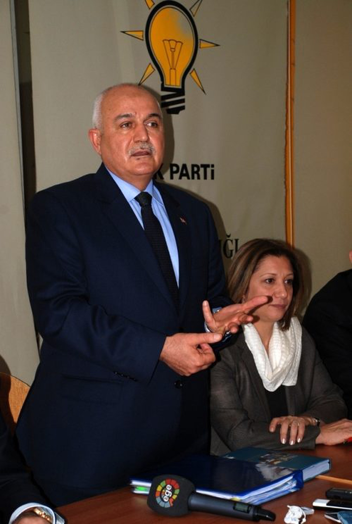 "Kırım Özerk Cumhuriyeti Yaşamaya Devam Etmelidir"