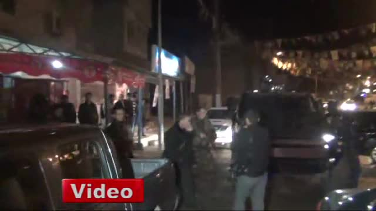 Ak Partili Başkan Adayının Evine Saldırı