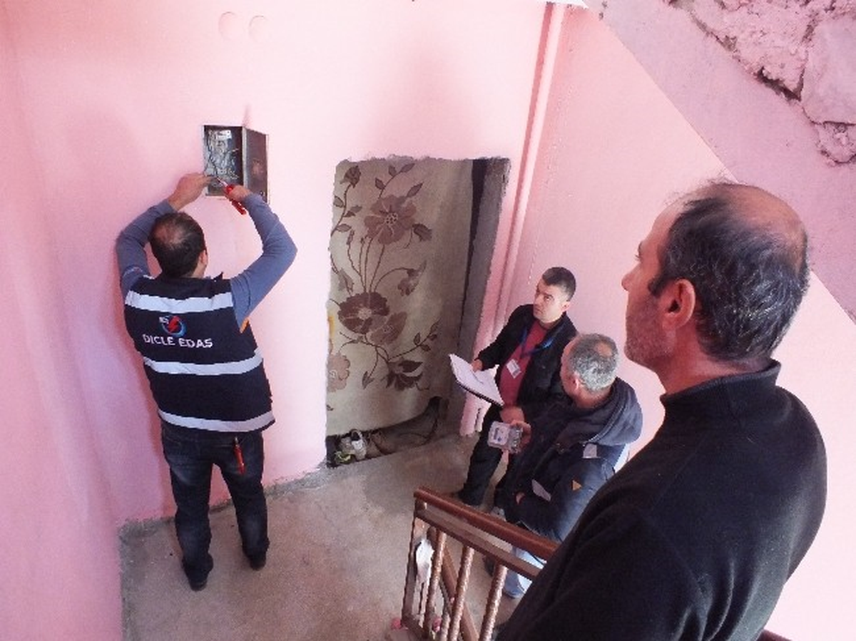 Kaçak Elektrik Kullanana Hapis Cezası