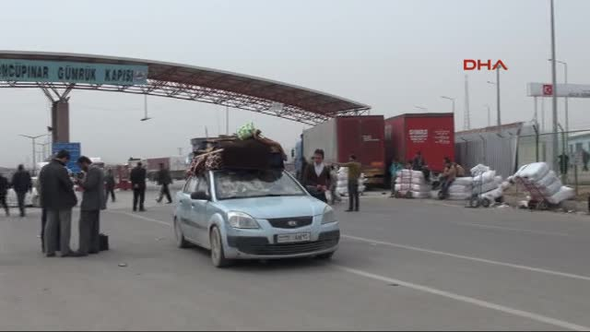 Azez\'de Işid Çekildi, Suriyeliler Ülkelerine Dönüyor
